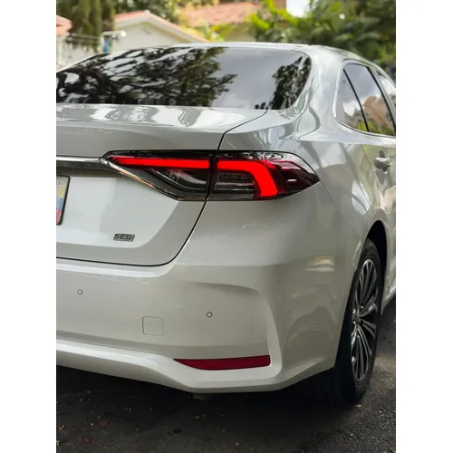 Toyota Corolla SEG 2022 Blanco Caracas