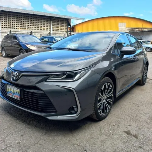Toyota Corolla 2023 Gris Caracas