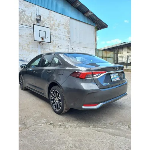 Toyota Corolla 2023 Gris Caracas