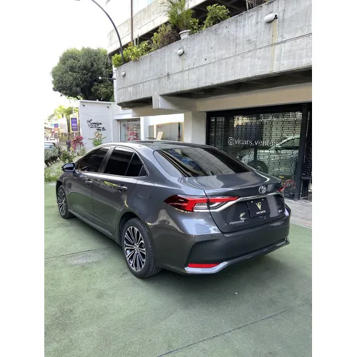 Toyota Corolla SEG 2023 Gris Caracas