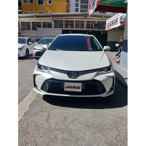 Toyota Corolla Seg 2023 Blanco Caracas
