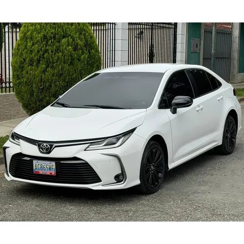 Toyota Corolla SEG 2023 Blanco Caracas