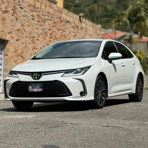 Toyota Corolla SEG 2023 Blanco Caracas