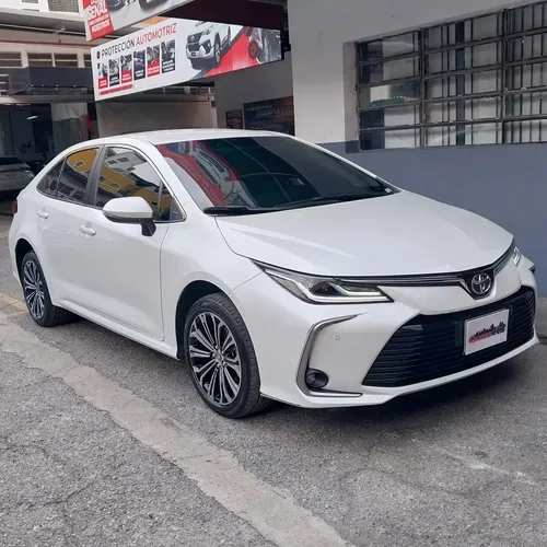 Toyota Corolla SEG 2024 Blanco Caracas