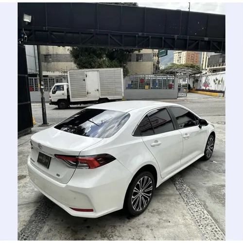 Toyota Corolla Seg 2024 Blanco Caracas