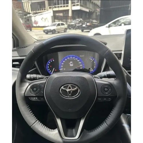 Toyota Corolla SEG 2024 Blanco Caracas