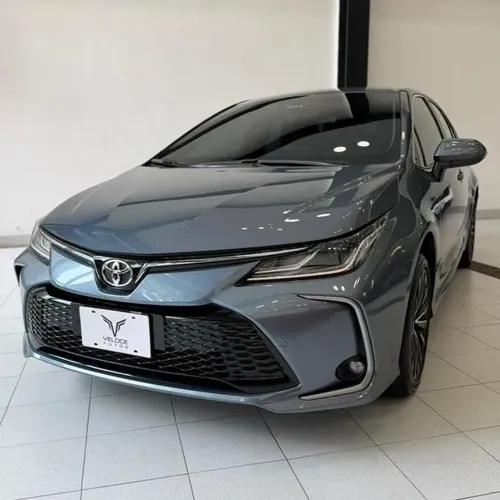 Toyota Corolla SEG 2025 Gris Caracas