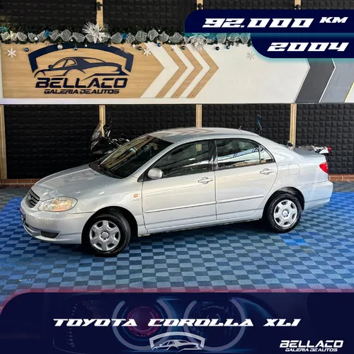 Toyota Corolla Sensación 2004 Plateado Caracas