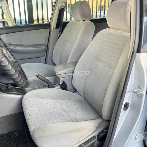 Toyota Corolla Sensación 2004 Plateado Caracas