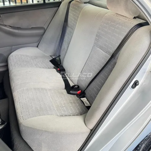Toyota Corolla Sensación 2004 Plateado Caracas