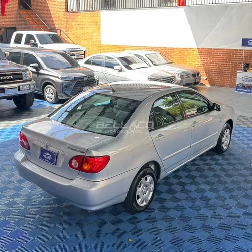 Toyota Corolla Sensación 2004 Plateado Caracas
