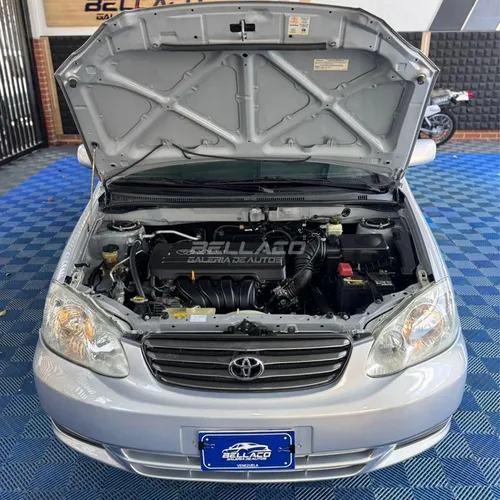 Toyota Corolla Sensación 2004 Plateado Caracas