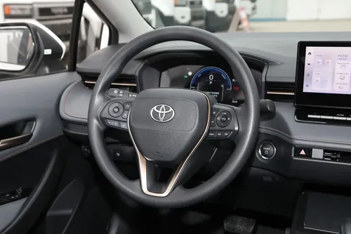 Toyota Corolla 2026 Plateado Caracas