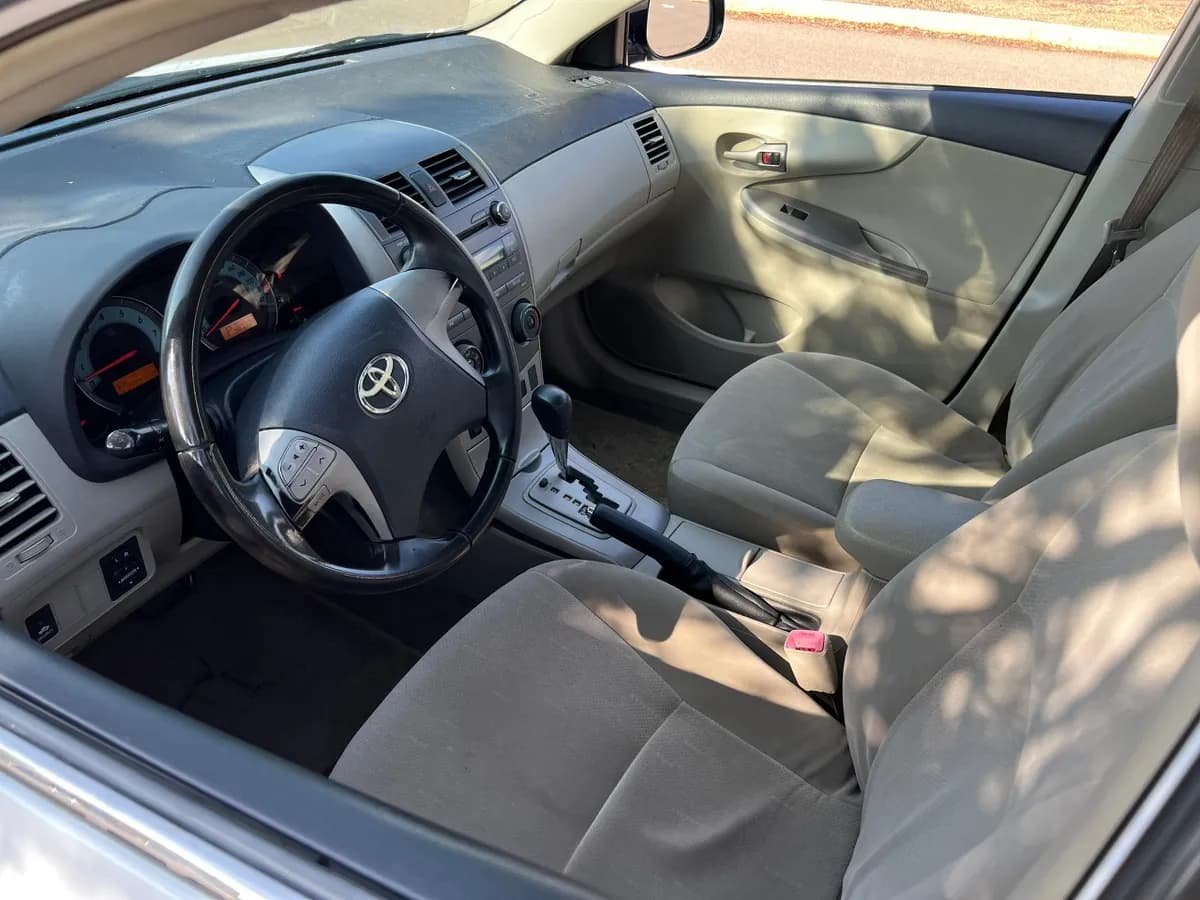 Toyota Corolla XLi 2012 Automático Blanco