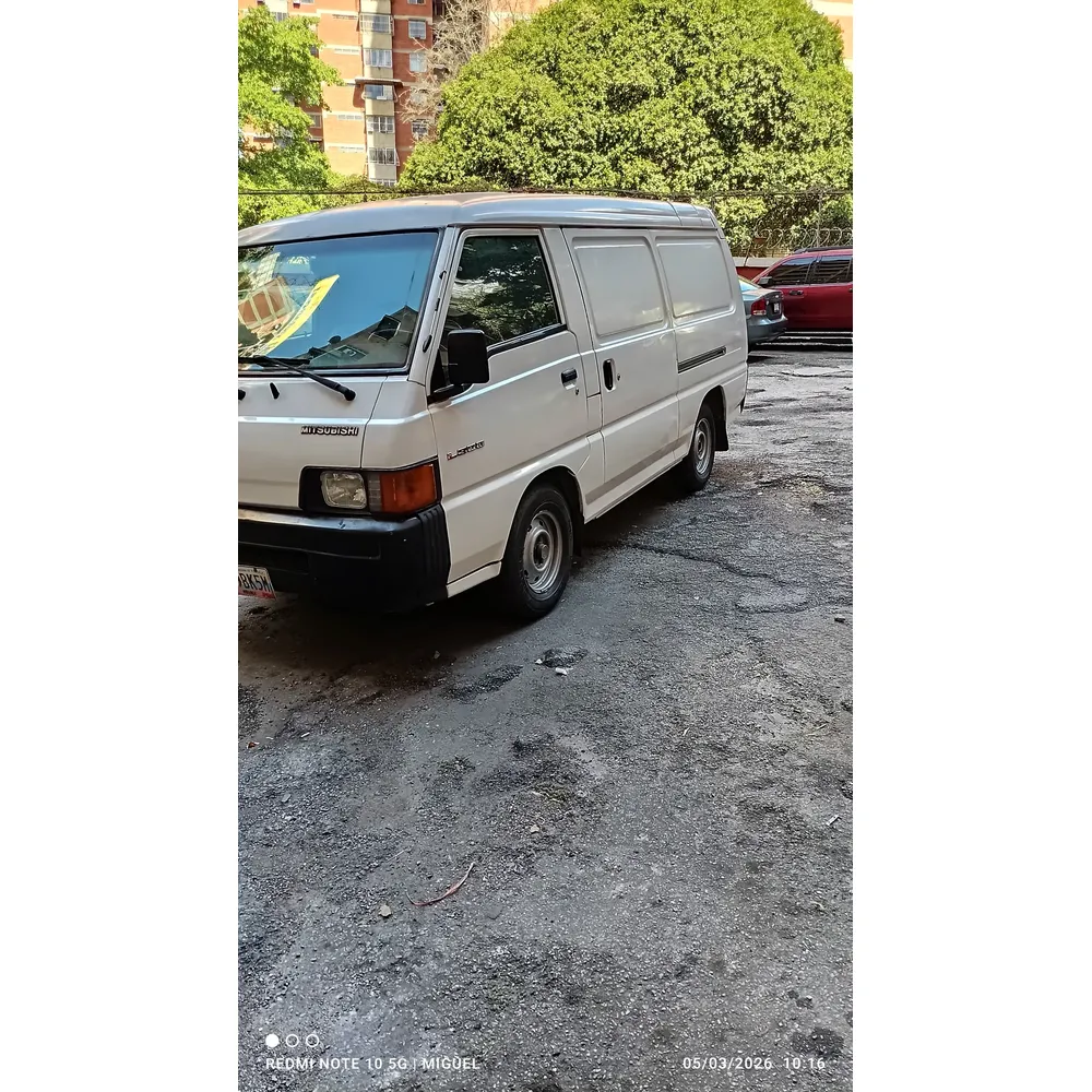 Toyota Corolla XEI 2011 Plateado Caracas