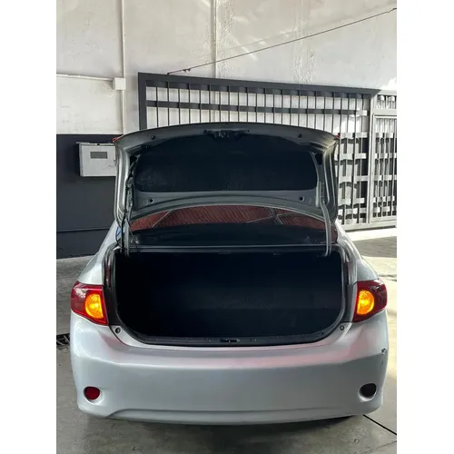 Toyota Corolla XEI 2011 Plateado Caracas