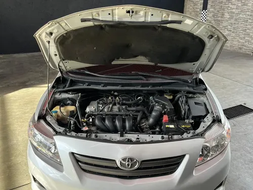 Toyota Corolla XEI 2011 Plateado Caracas