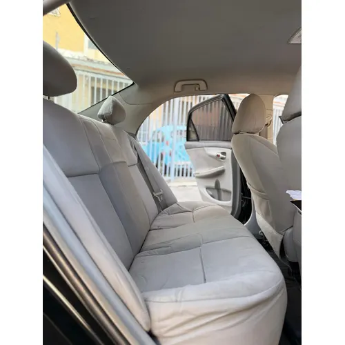 Toyota Corolla XEI 2012 Negro Caracas