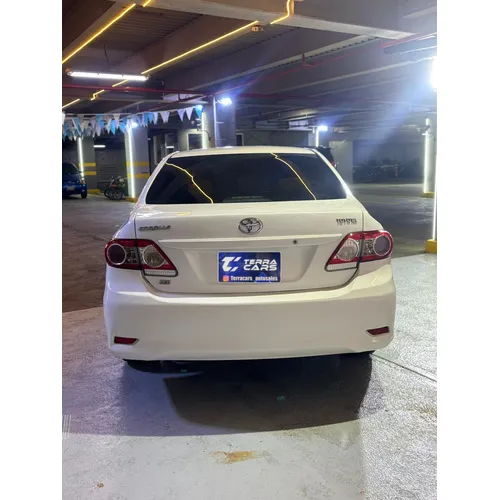 Toyota Corolla XEI 2014 Blanco Caracas