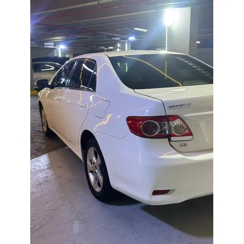 Toyota Corolla XEI 2014 Blanco Caracas