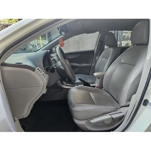 Toyota Corolla XEI 2010 Blanco Caracas