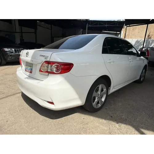Toyota Corolla XEI 2012 Blanco Valencia