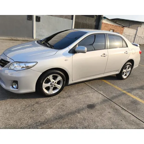 Toyota Corolla Xei Año 2013