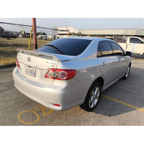 Toyota Corolla XEI 2013 Plateado Guanare