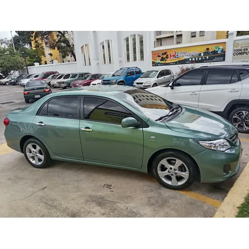 Toyota Corolla 2011 Verde Caracas