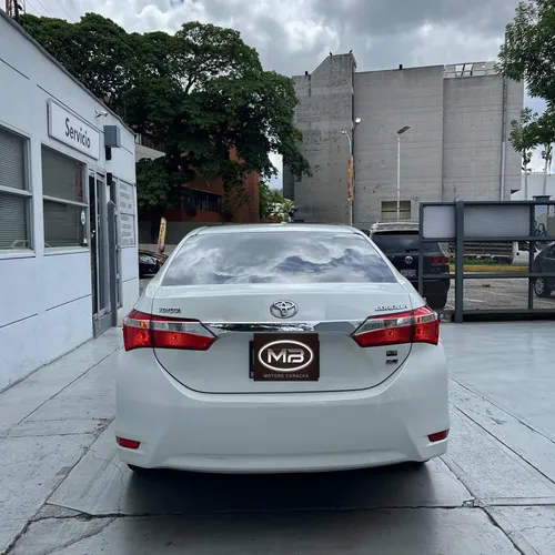Toyota Corolla XLI 2017 Blanco Caracas