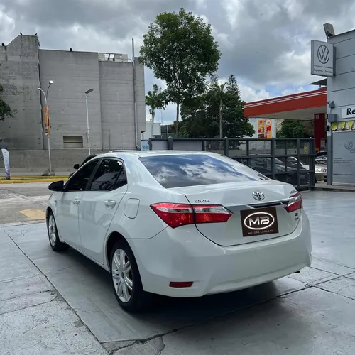 Toyota Corolla XLI 2017 Blanco Caracas