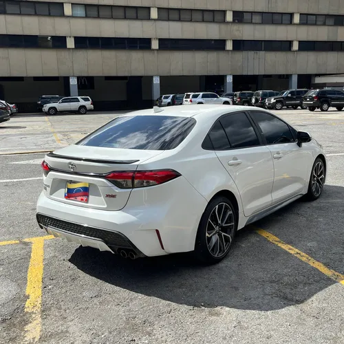 Toyota Corolla XSE 2020 Blanco Caracas