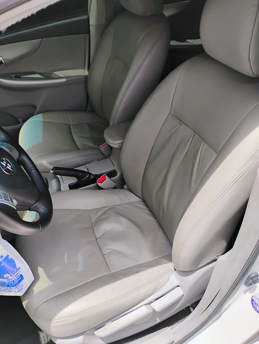 Toyota Corolla sedan 2014 blanco9
