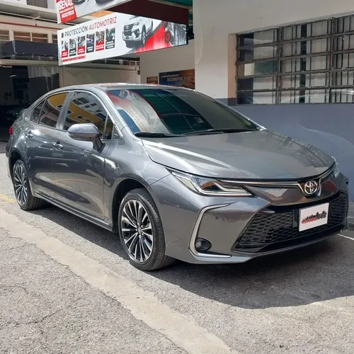 Toyota Corolla SEG 2025 Gris Caracas