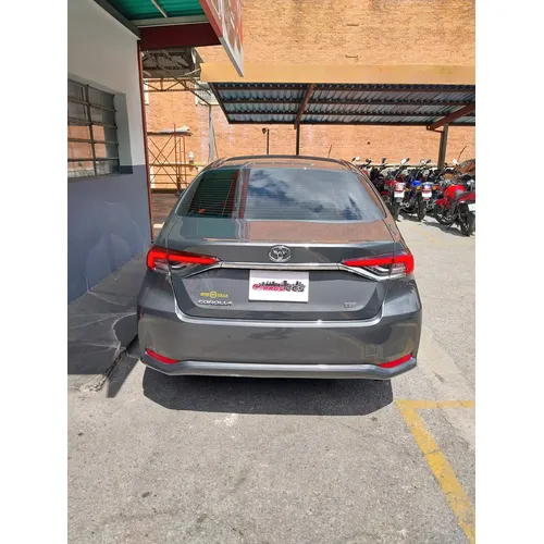 Toyota Corolla SEG 2025 Gris Caracas
