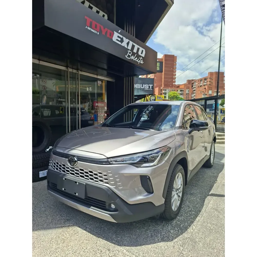 Toyota Corolla Cross 2026 Plateado Caracas
