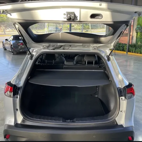 Toyota Cross 2022 Plateado Mariño