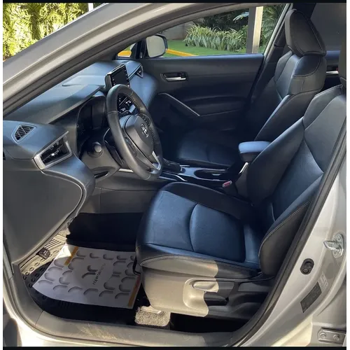 Toyota Cross 2022 Plateado Mariño