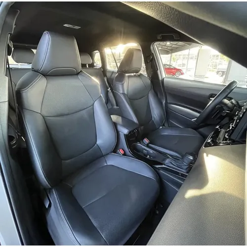 Toyota Cross 2022 Plateado Mariño