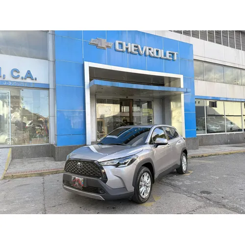 Toyota Cross 2025 Plateado Caracas