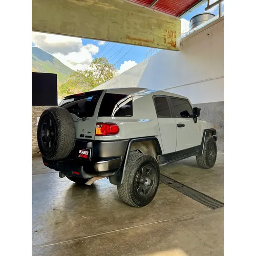 Toyota FJ Cruiser 2007 Gris Caracas