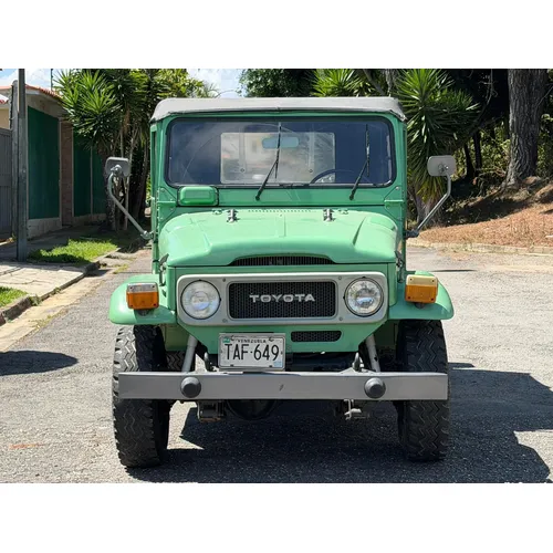 Toyota FJ-40 2002 Verde Caracas