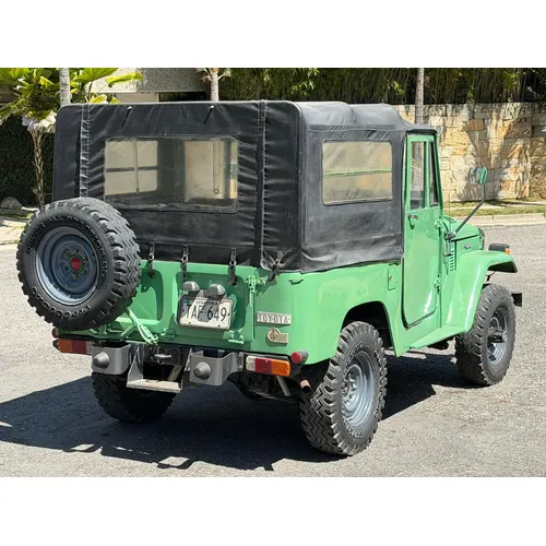 Toyota FJ-40 2002 Verde Caracas