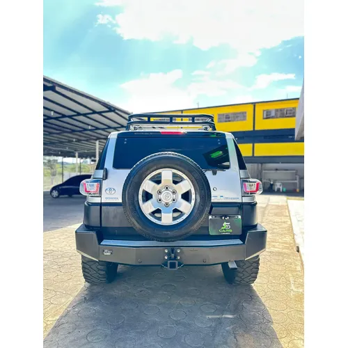 Toyota FJ Cruiser 2007 Plateado Puerto Ordaz