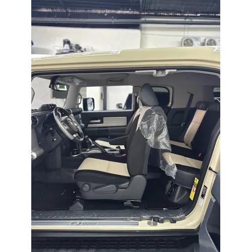 Toyota FJ Cruiser 2023 Beige Caracas