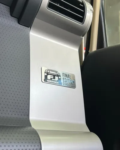 Toyota Land Cruiser FJ 2023 Beige Caracas