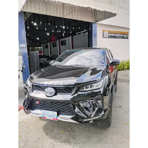 Toyota Fortuner GR 2024 Negro Girardot