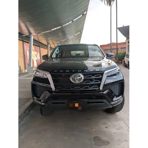 Toyota Fortuner 2025 Negro Valencia