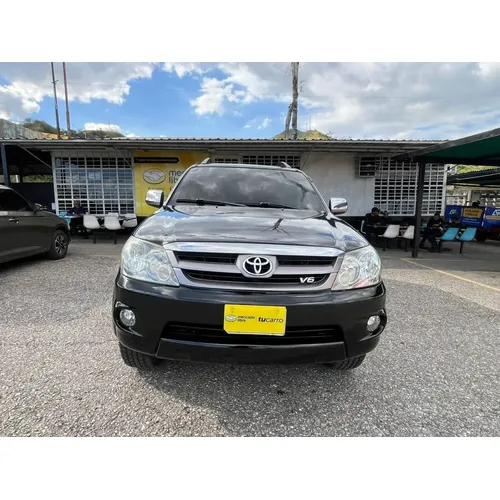 Toyota Fortuner 2009 Negro Caracas