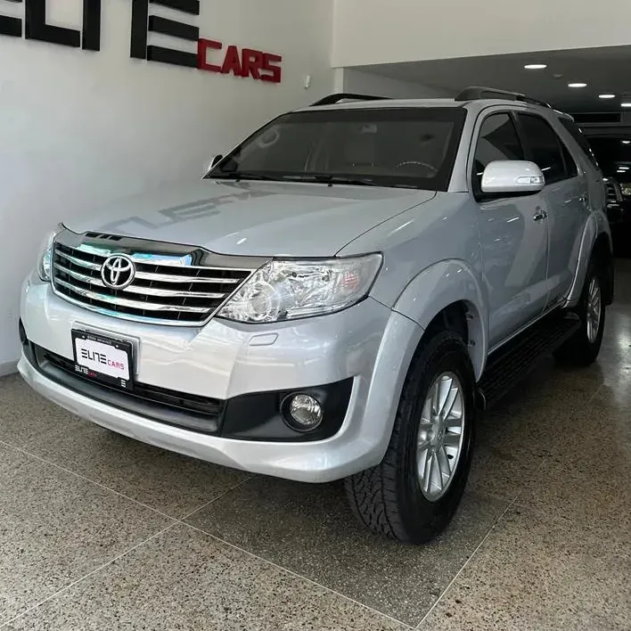 Toyota Fortuner 2019 Plateado Valencia